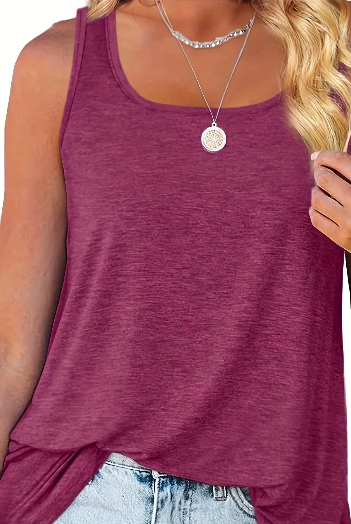Plus size women's solid purple polyester summer vest with U-neck, dolphin hem, elastic fabric, American casual style.