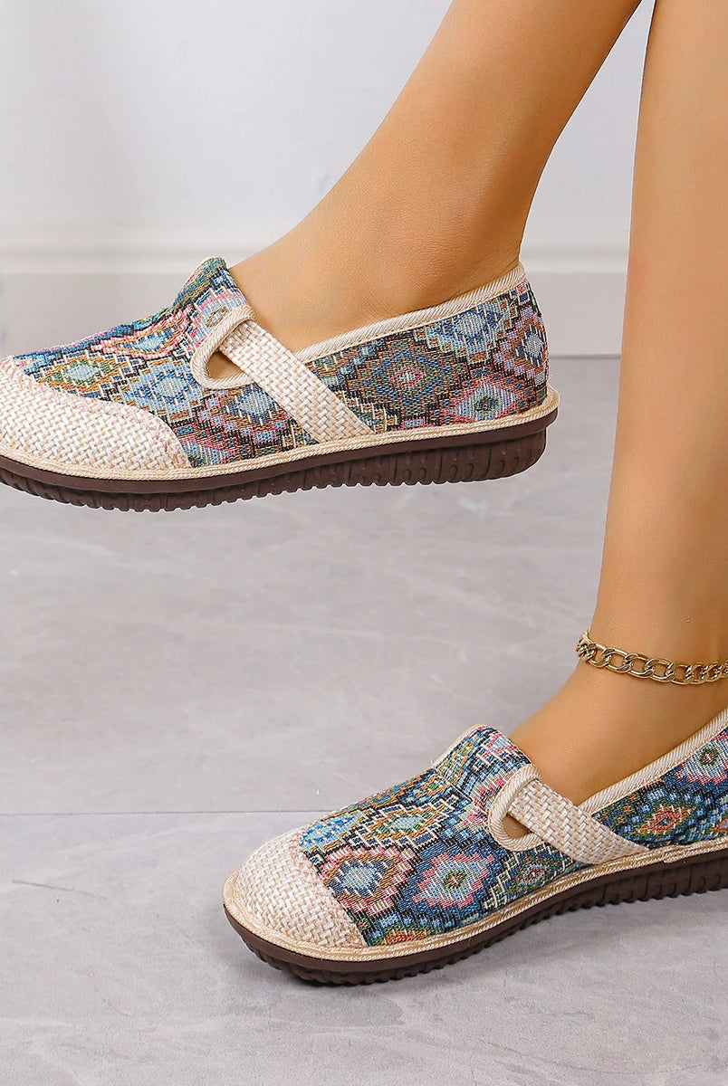 Super light women's casual sports shoes with ethnic-style fabric, soft soles, anti-slip, and free shipping.