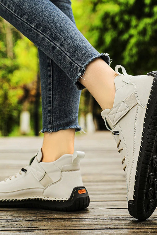 New Fashion Sneakers Handmade Leather Women's Shoes mid-top casual flats slip-on loafers, white with black sole, outdoor