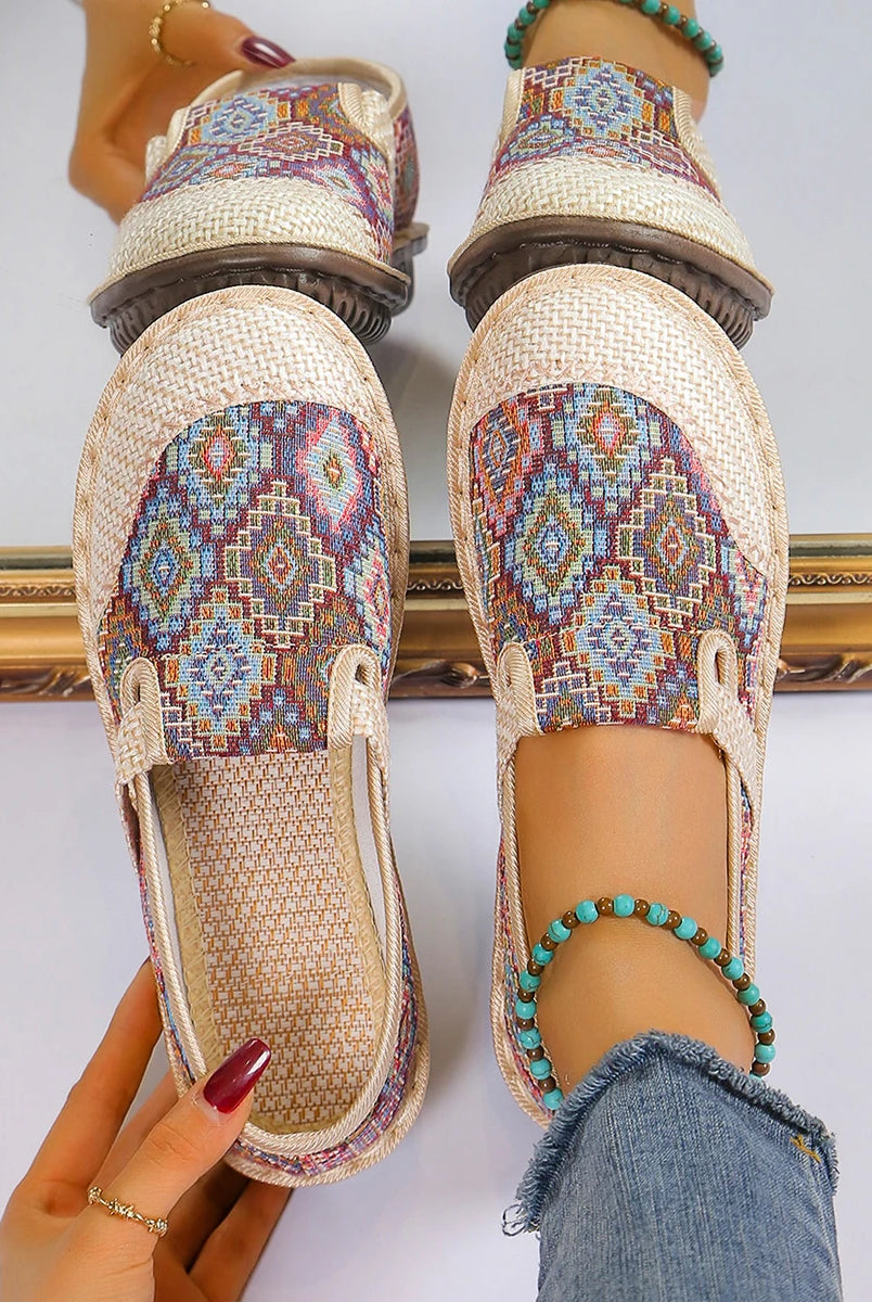 Super light women's casual sports shoes with colorful ethnic embroidery, soft soles, anti-slip, and versatile design.