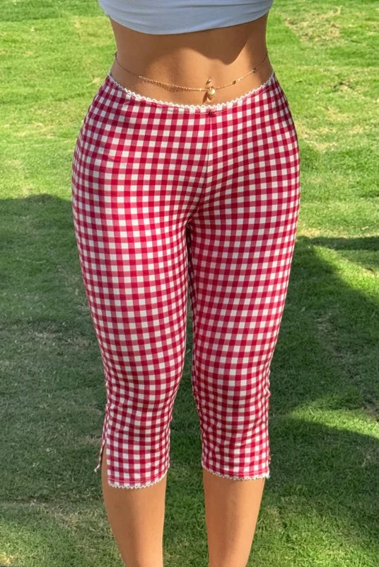 Women Capri Pants Elastic High Waist 3/4 Length Slim Fit Trousers with red and white plaid print, slit cropped legs, casual