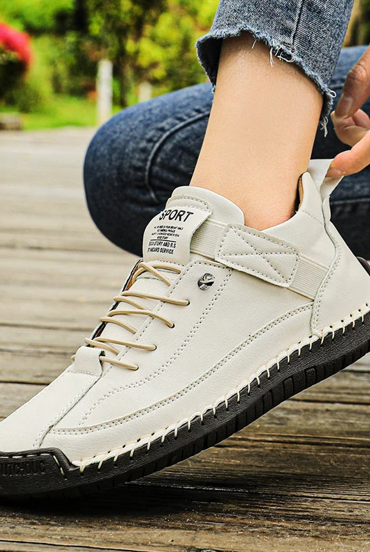 New Fashion Sneakers Handmade Leather Women's Shoes mid-top casual slip-on loafers, white with black sole, suitable for