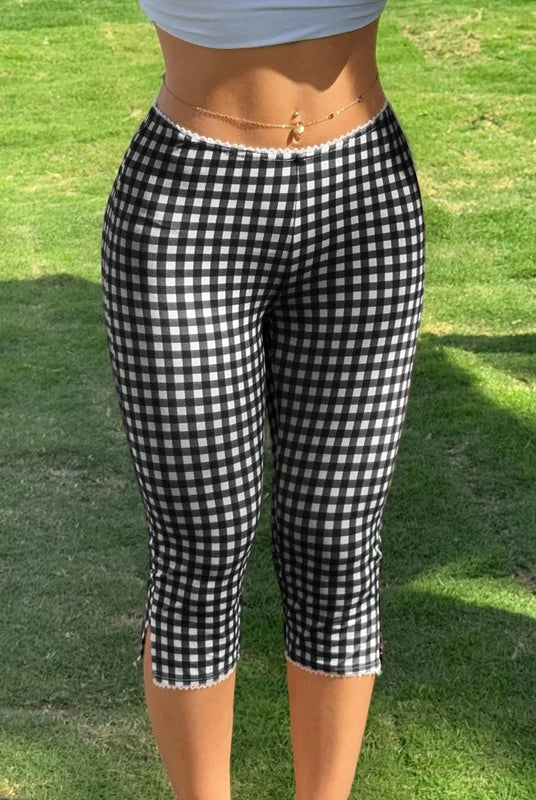Women Capri Pants Elastic High Waist 3/4 Length Slim Fit Trousers with black and white plaid print, slit cropped design for