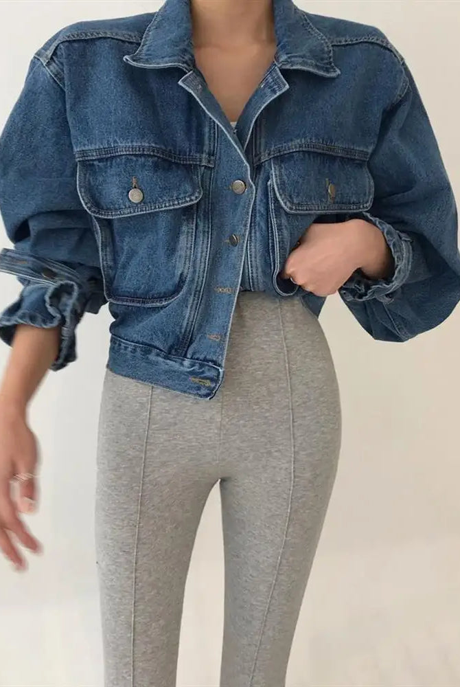 Coats Jackets Women Top 2022 Sexy Puff Long Sleeve Y2K Cropped Denim Jacket streetwear in blue wash with metal buttons, paired with gray high-waisted leggings.