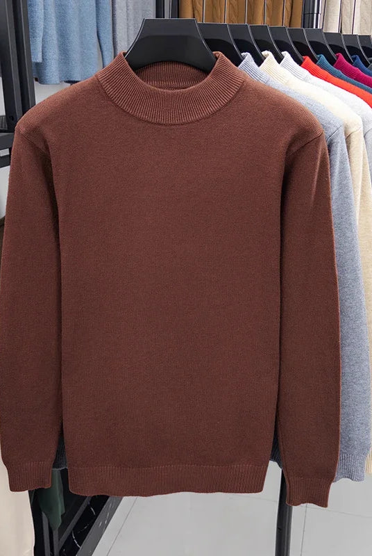 Half turtleneck knitwear sweater in solid brown color, men's casual autumn/winter mock neck pullover from the brand.