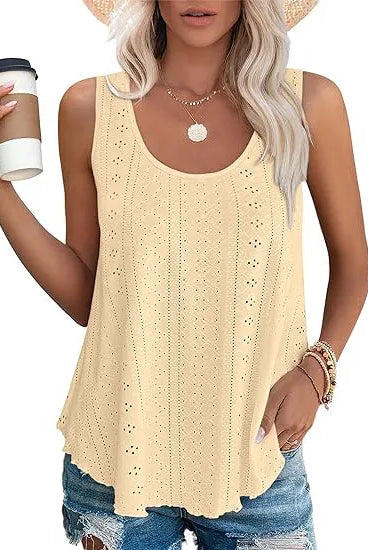 Solid yellow casual loose sleeveless oversized T-shirt for women, summer 2025 trend, made of lightweight breathable fabric.