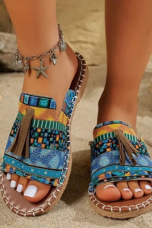 Bohemian flat bottom slippers women's outdoor summer beach sandals with colorful patchwork, tassel detail, and large size cross-border style.