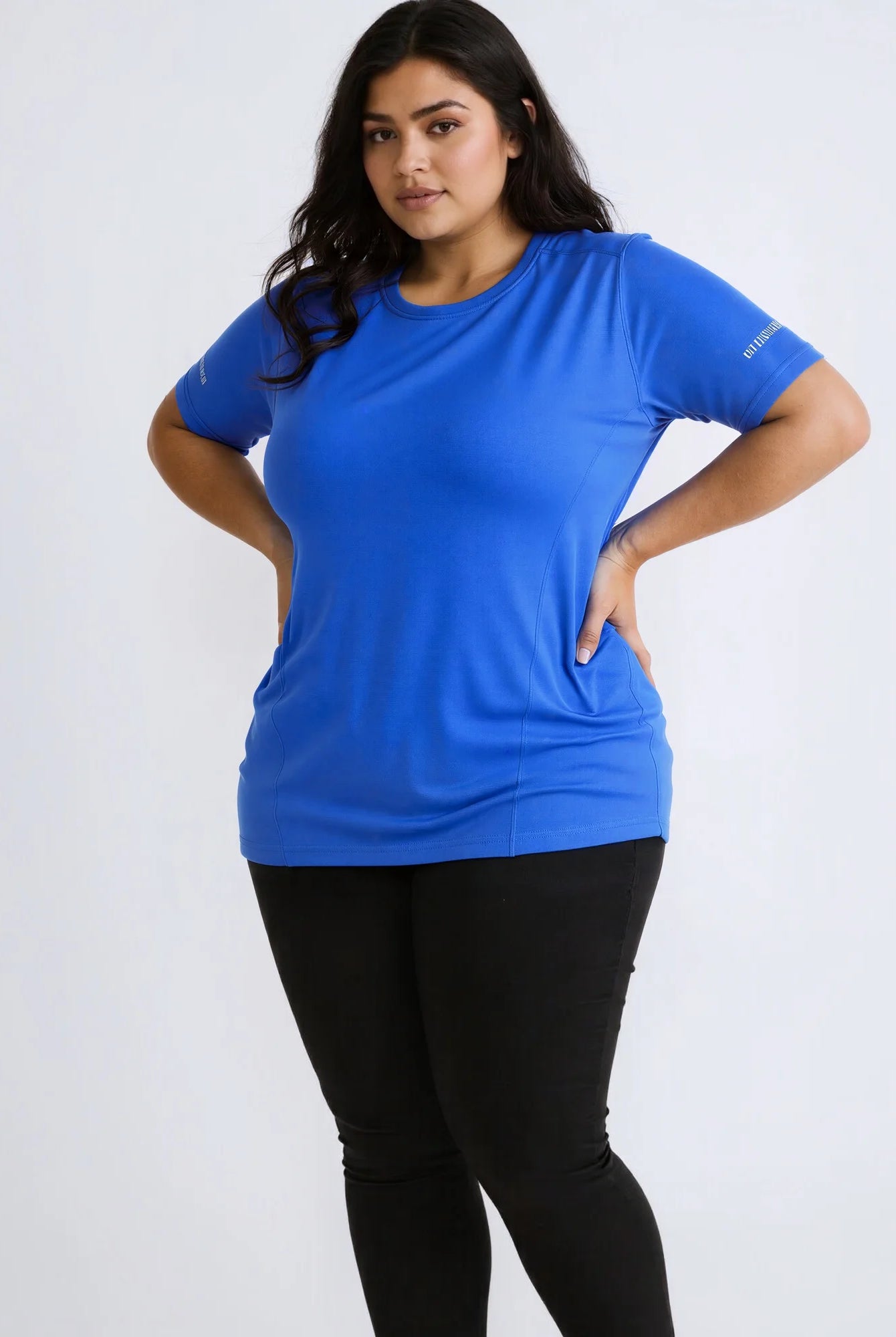Plus size women's blue short-sleeved T-shirt with round neck, casual summer top, made of lightweight fabric, sizes 1XL to