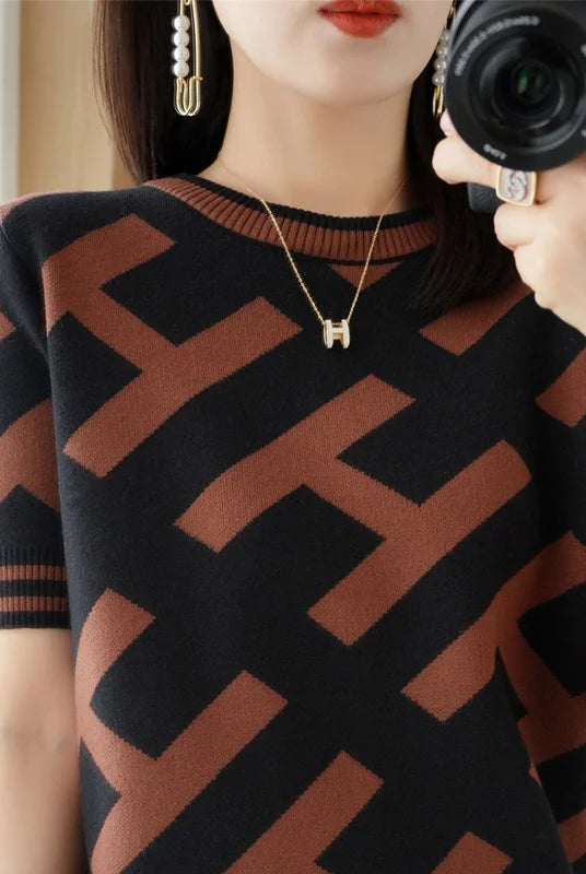 Women's Summer Knitwear Short-Sleeved T-Shirt with geometric black and brown pattern, made of 100% cotton, slim fit