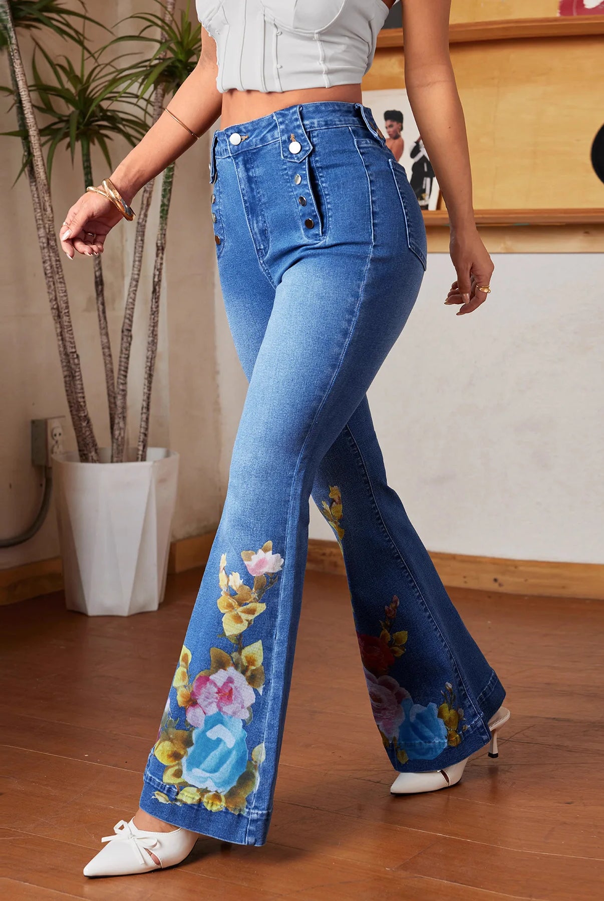 2025 New Women's Comfortable Elastic Bell Bottom Denim Jeans with floral print, mid waist, long, casual elegant style.