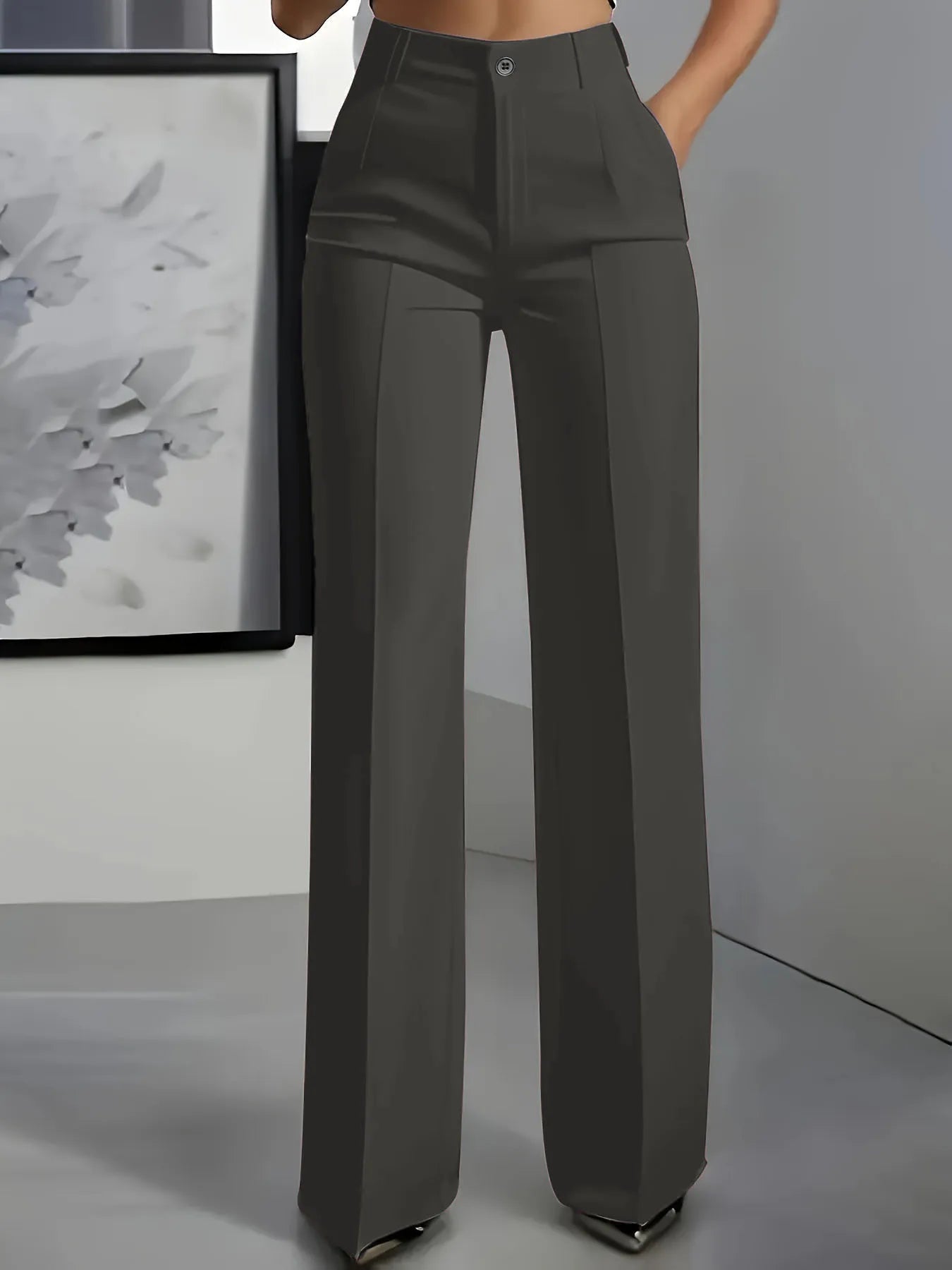 Women's High-Waisted Straight-Leg Trousers formal office trousers in dark gray fabric, slim-fit cut, solid color, suitable for professional wear.